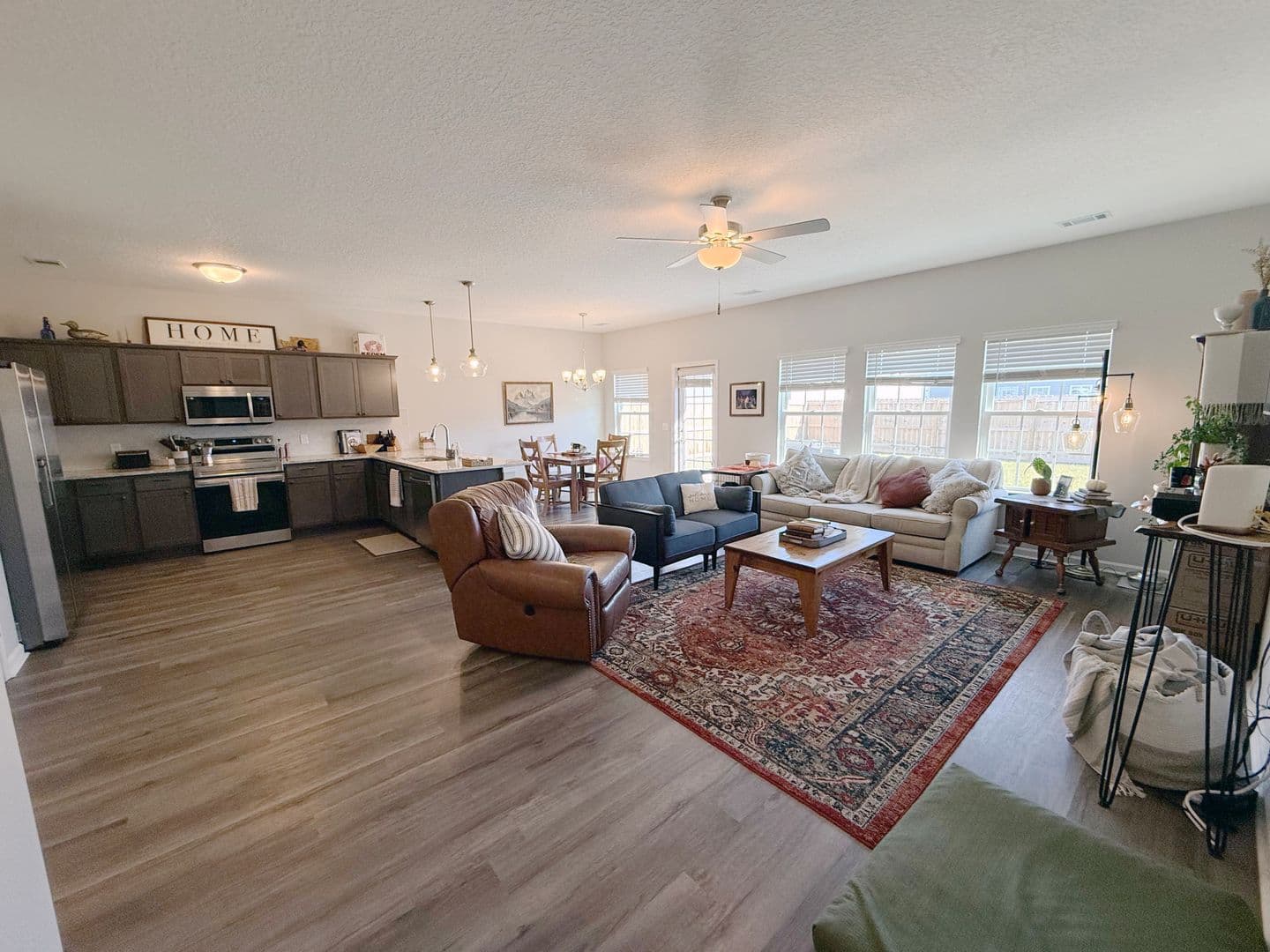 Hinesville House: 219 Herty Lane