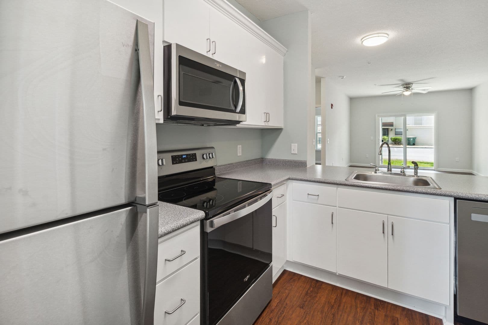 Hinesville Apartment: 905 Olmstead Rd