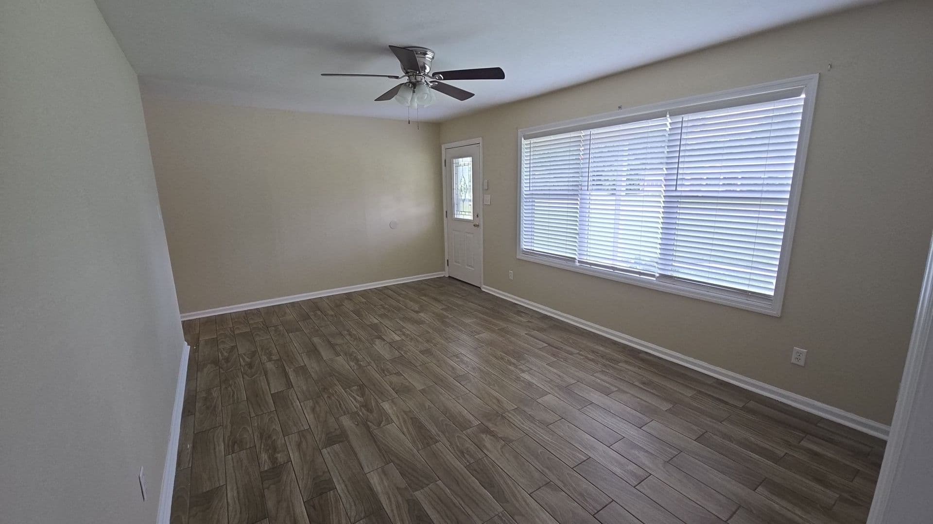Hinesville House: 11 Elm Street