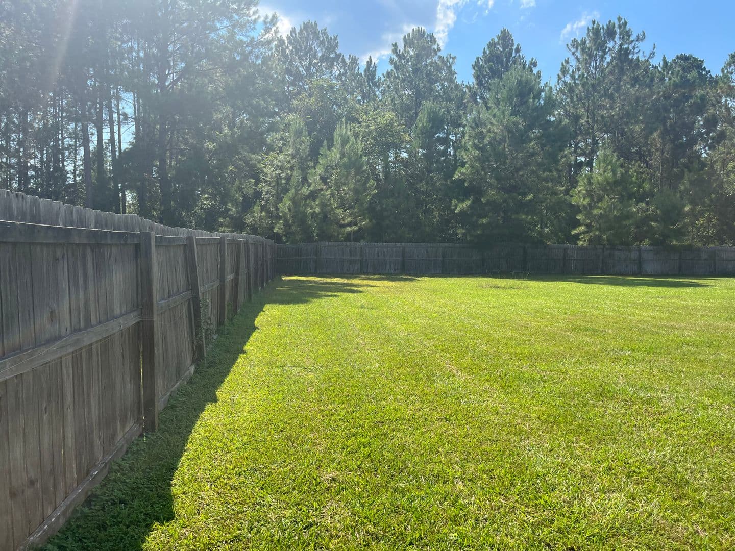 Hinesville House: 195 Parish Loop
