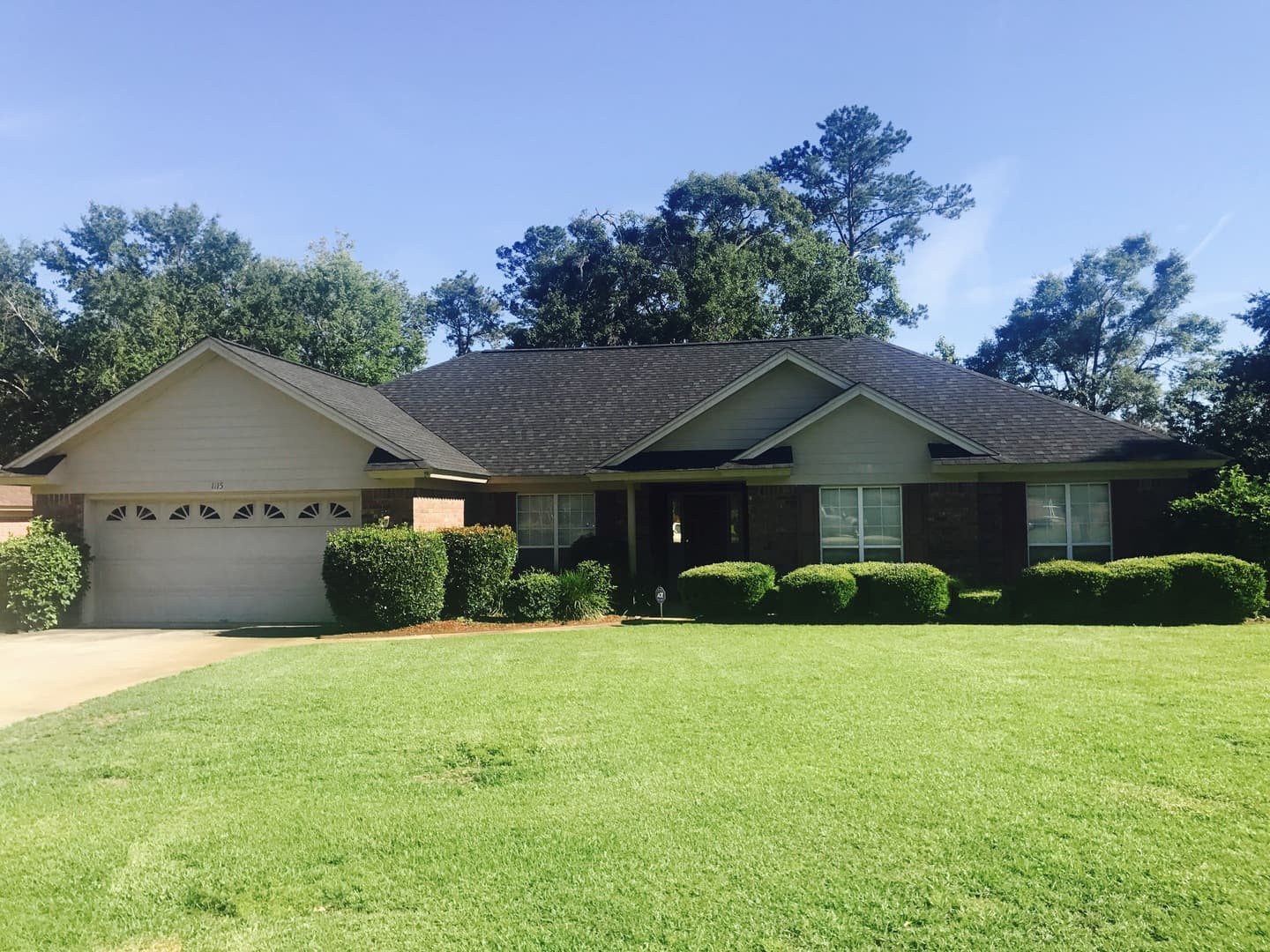 Hinesville House: 1115 Montclair Drive