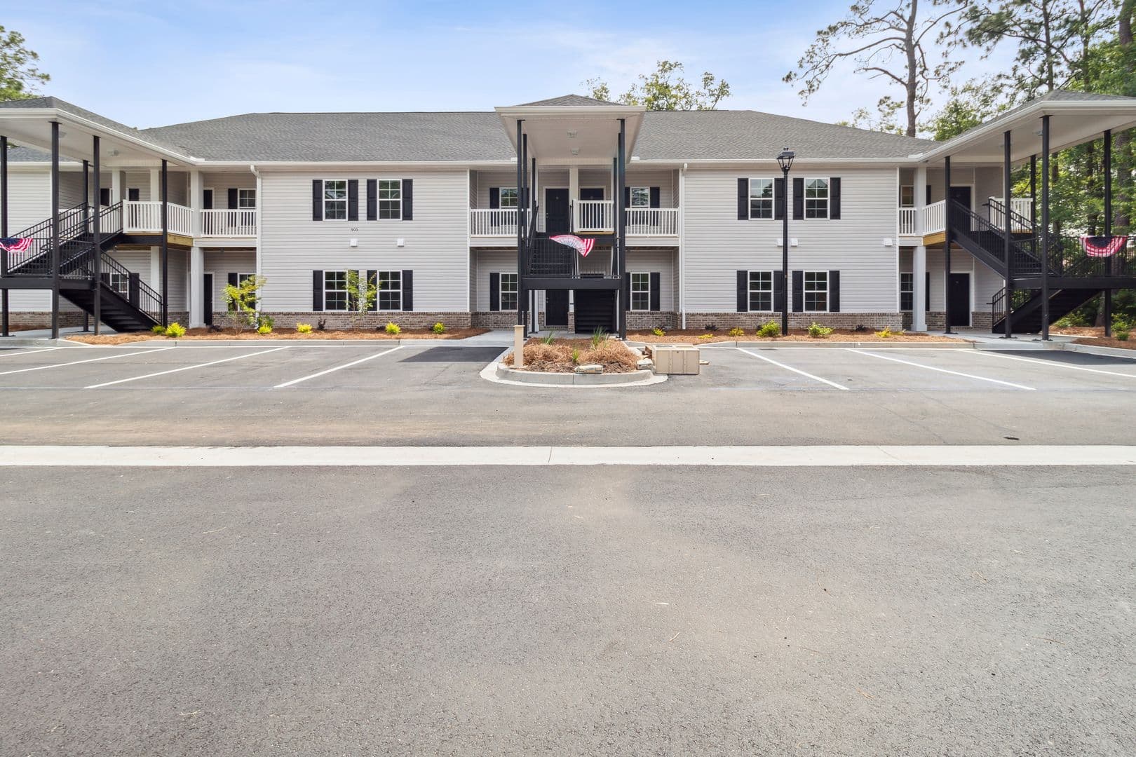 Hinesville Apartment: 905 Olmstead Rd