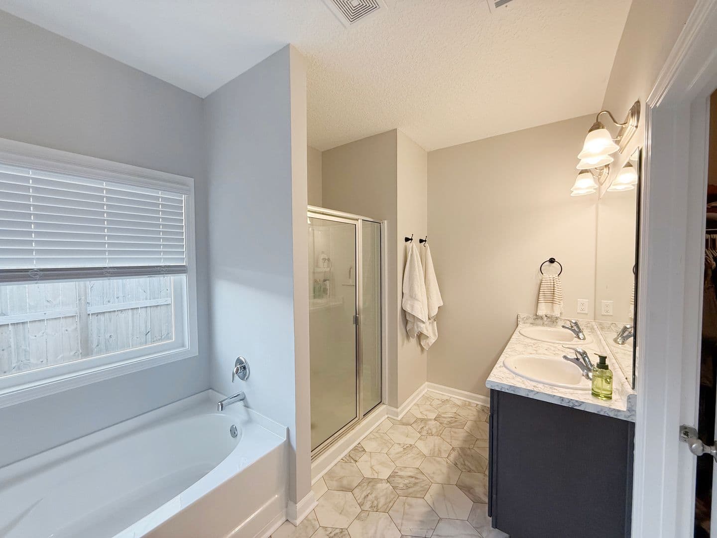 Hinesville House: 219 Herty Lane