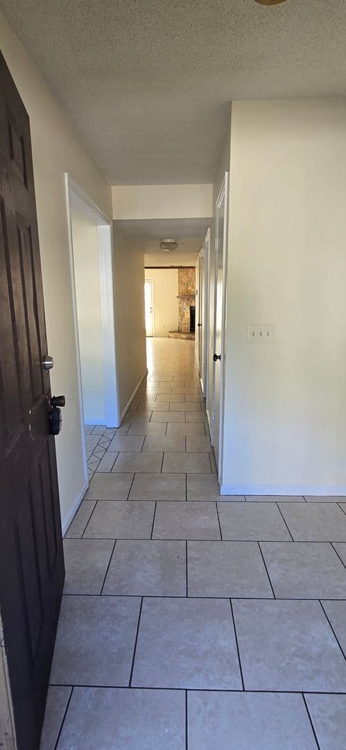 Hinesville House: 601 Tupelo Trail