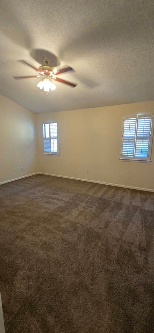 Hinesville House: 601 Tupelo Trail