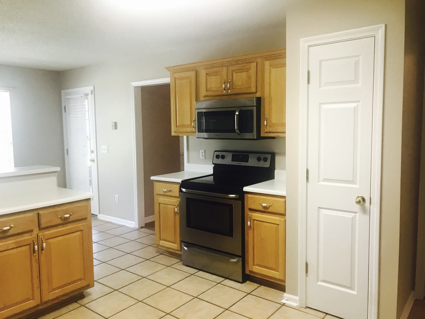 Hinesville House: 1115 Montclair Drive