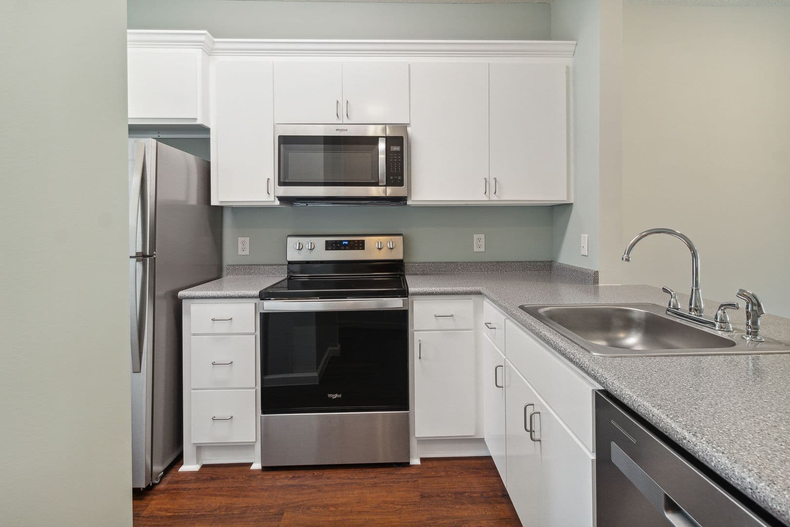 Hinesville Apartment: 905 Olmstead Rd