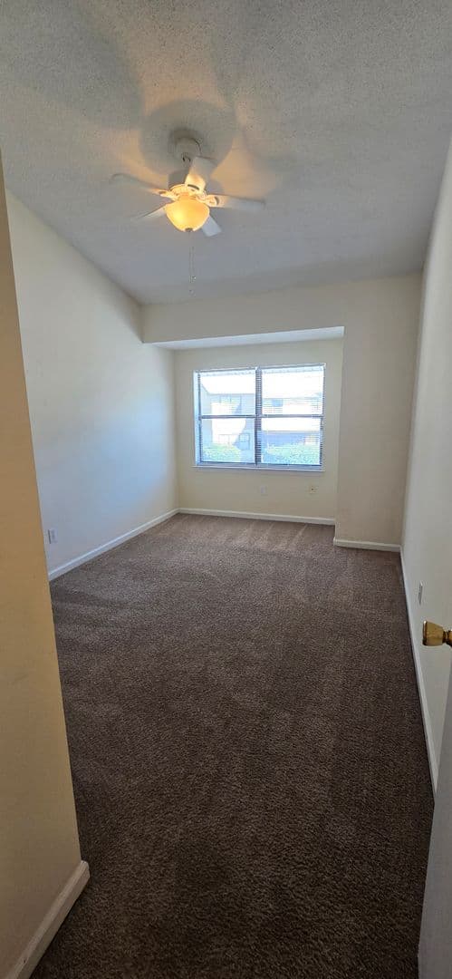 Hinesville House: 601 Tupelo Trail