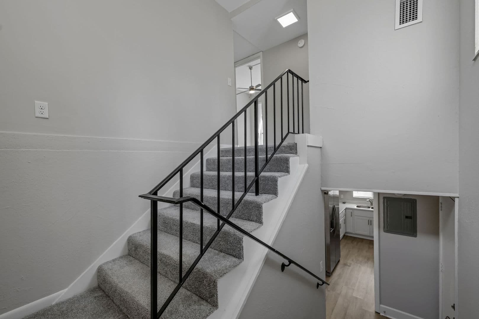 Jacksonville Apartment: 3420 University Blvd S