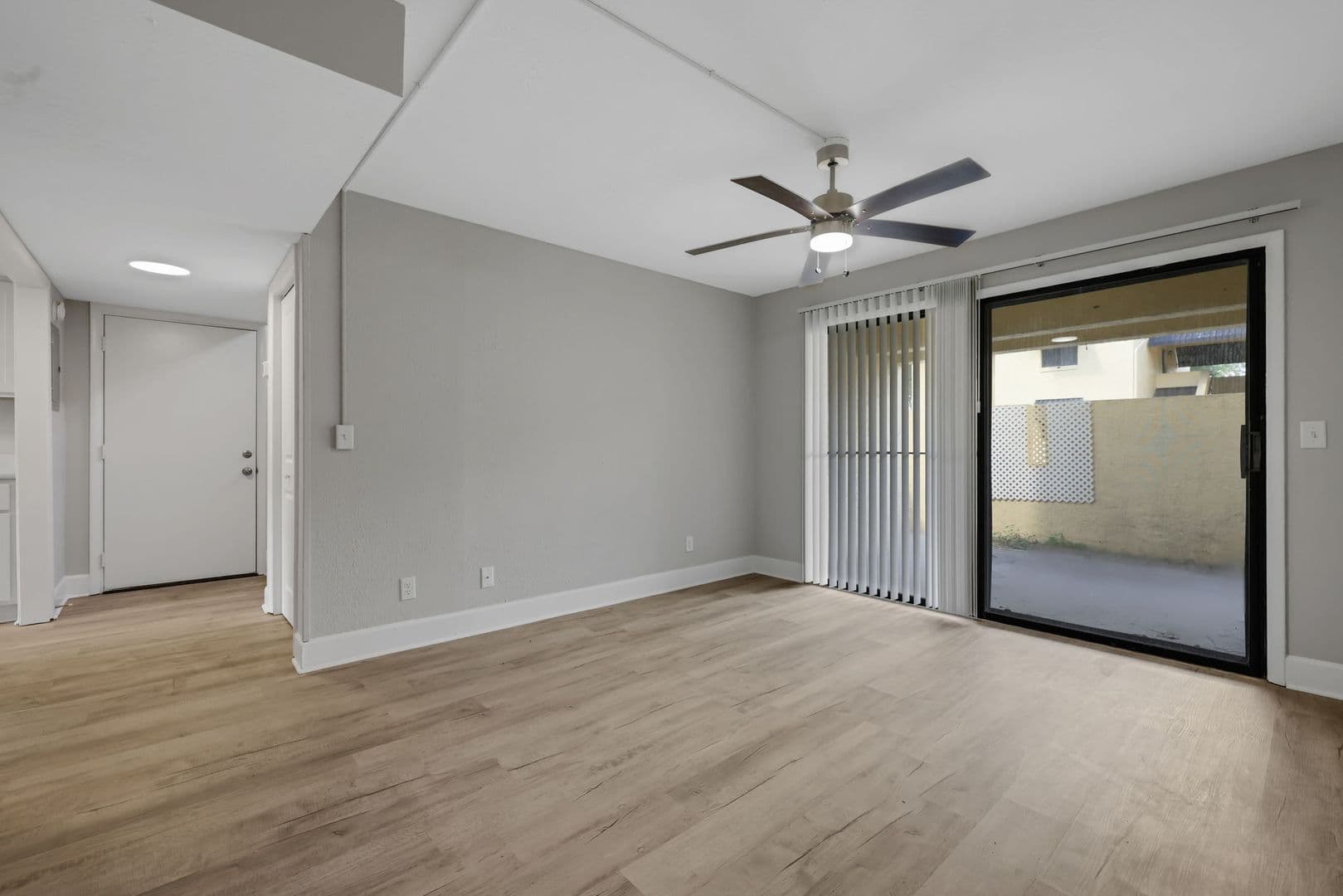 Jacksonville Apartment: 3420 University Blvd S