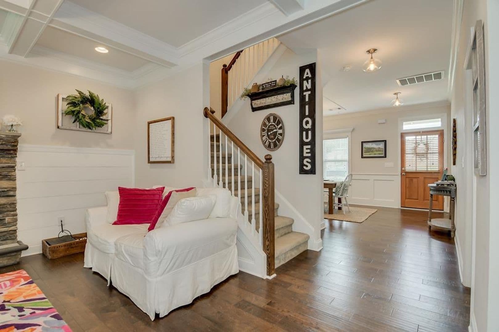 Groveotown House: 1554 Driftwood Lane