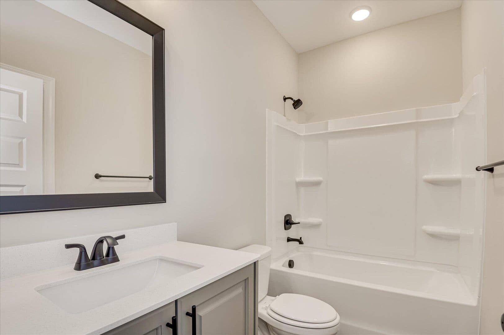 Evans House: 136 Tanager Lane