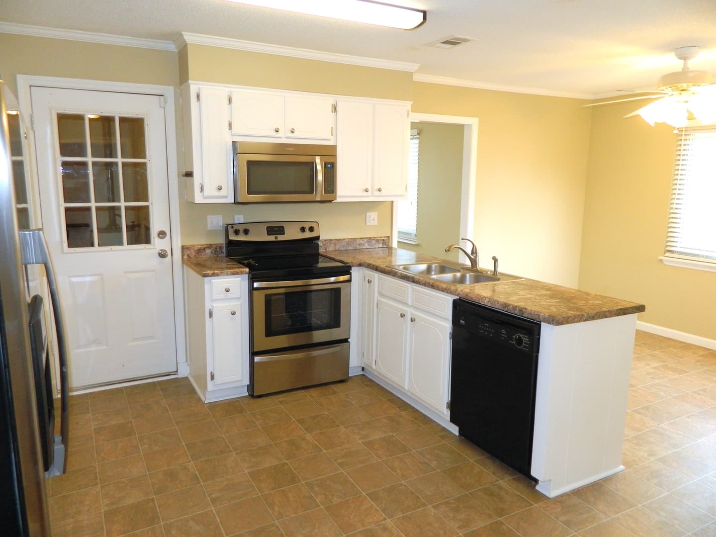 Martinez House: 635 Clinton Way
