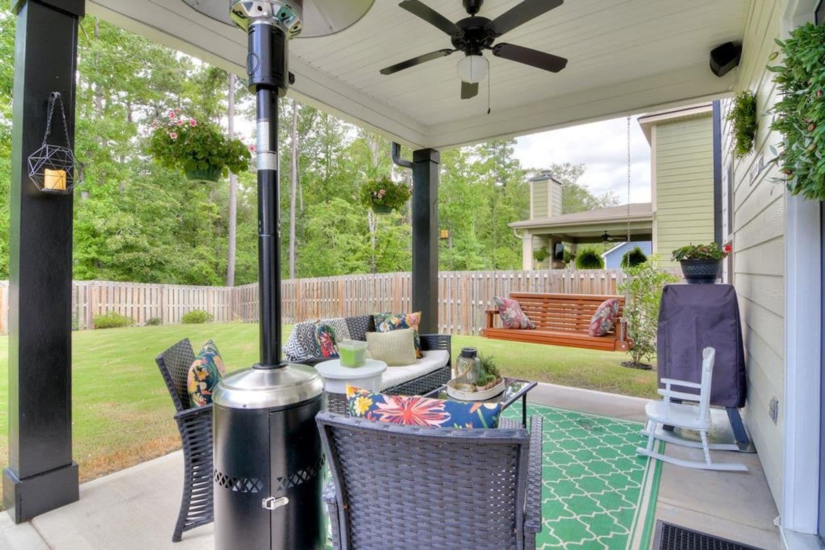 Groveotown House: 1554 Driftwood Lane