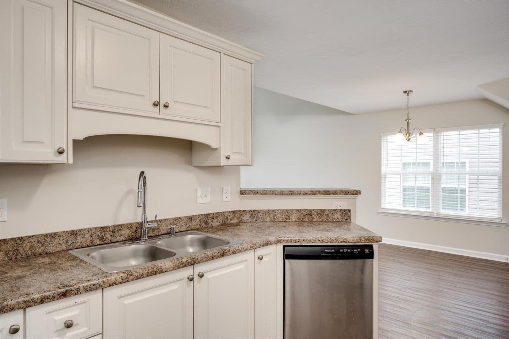 Grovetown House: 2205 Jasmine Way