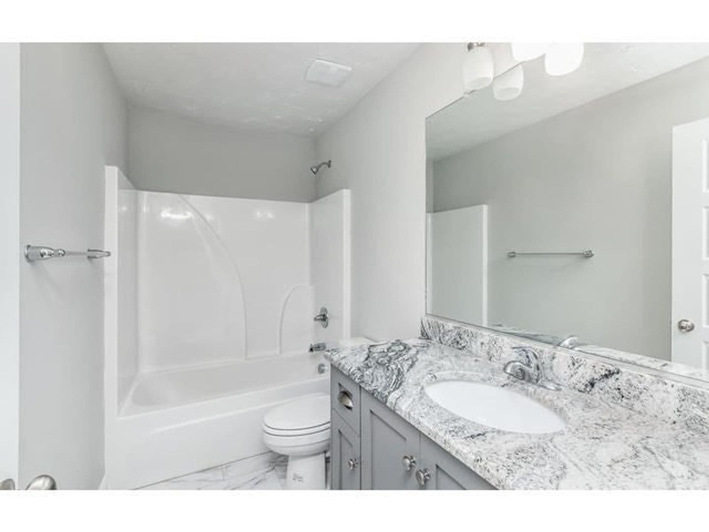 Evans House: 210 Palisade Ridge