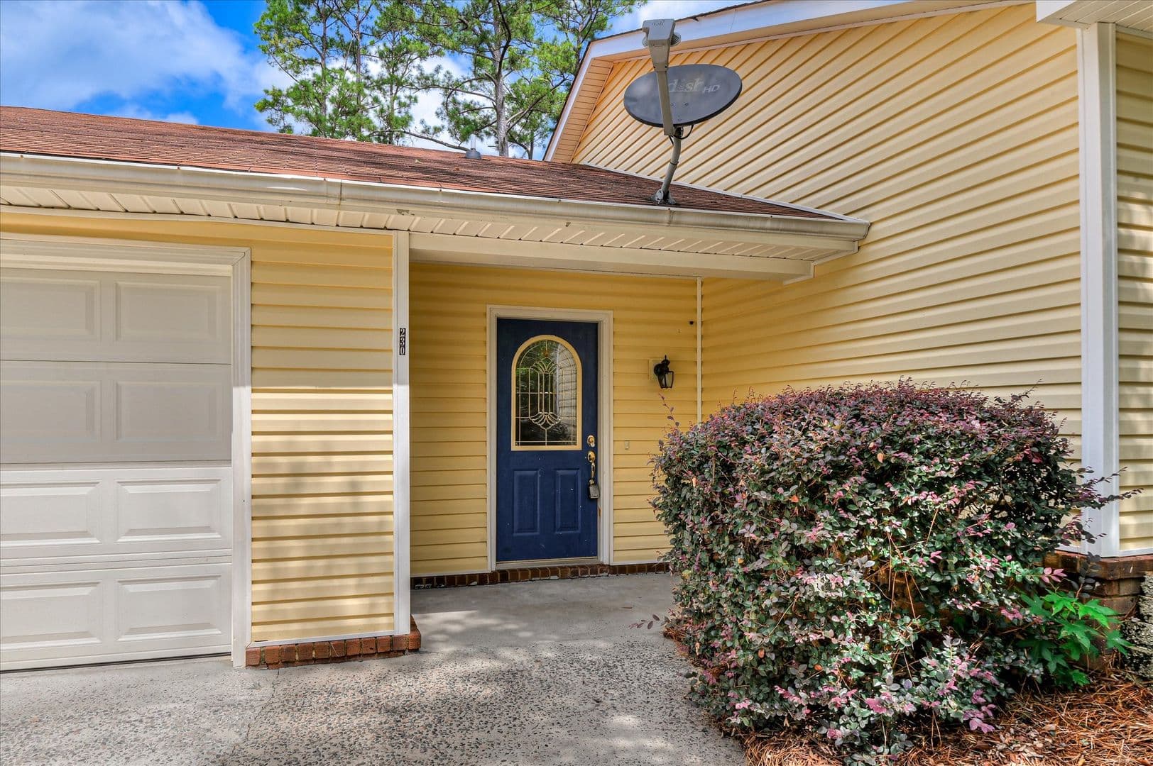 Martinez House: 230 Ronstadt Drive
