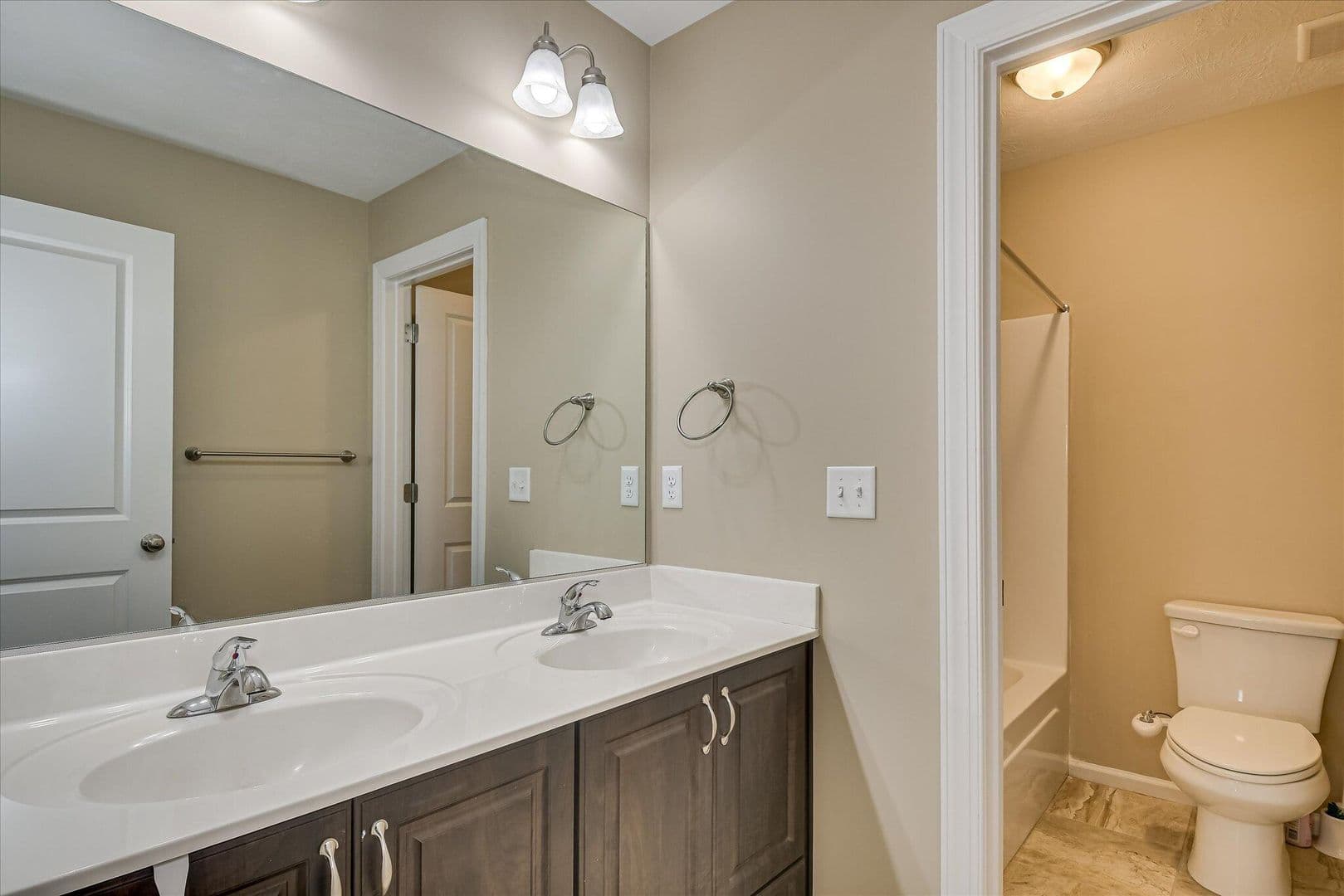 Grovetown House: 852 Williford Run Drive