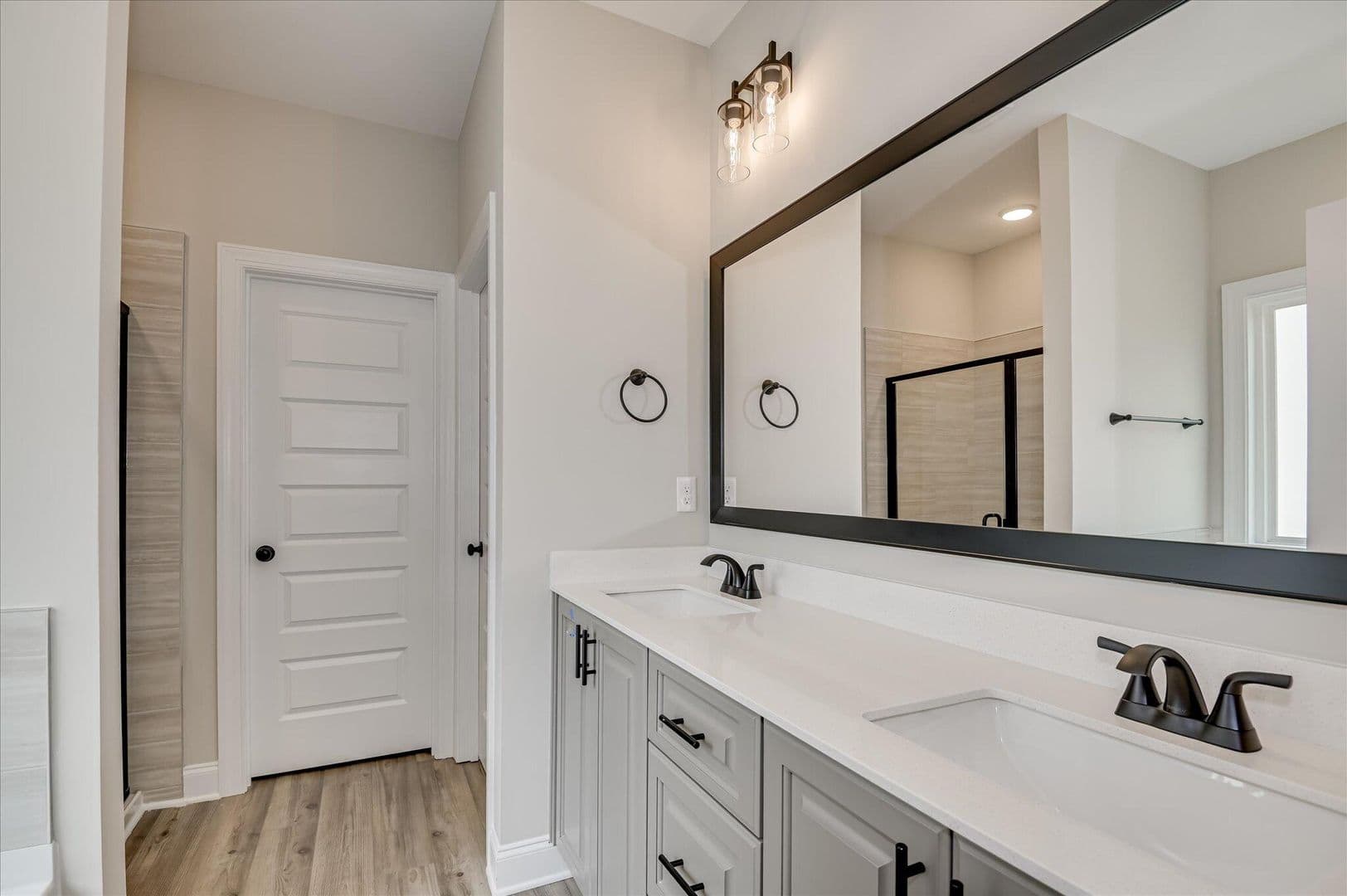 Evans House: 136 Tanager Lane