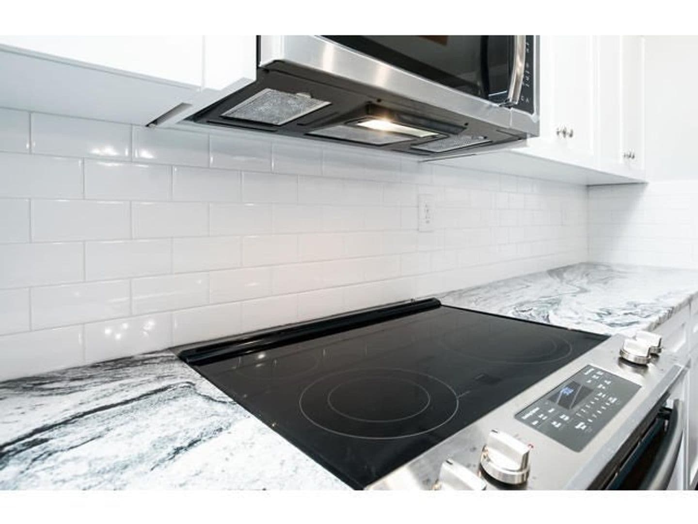 Evans House: 210 Palisade Ridge