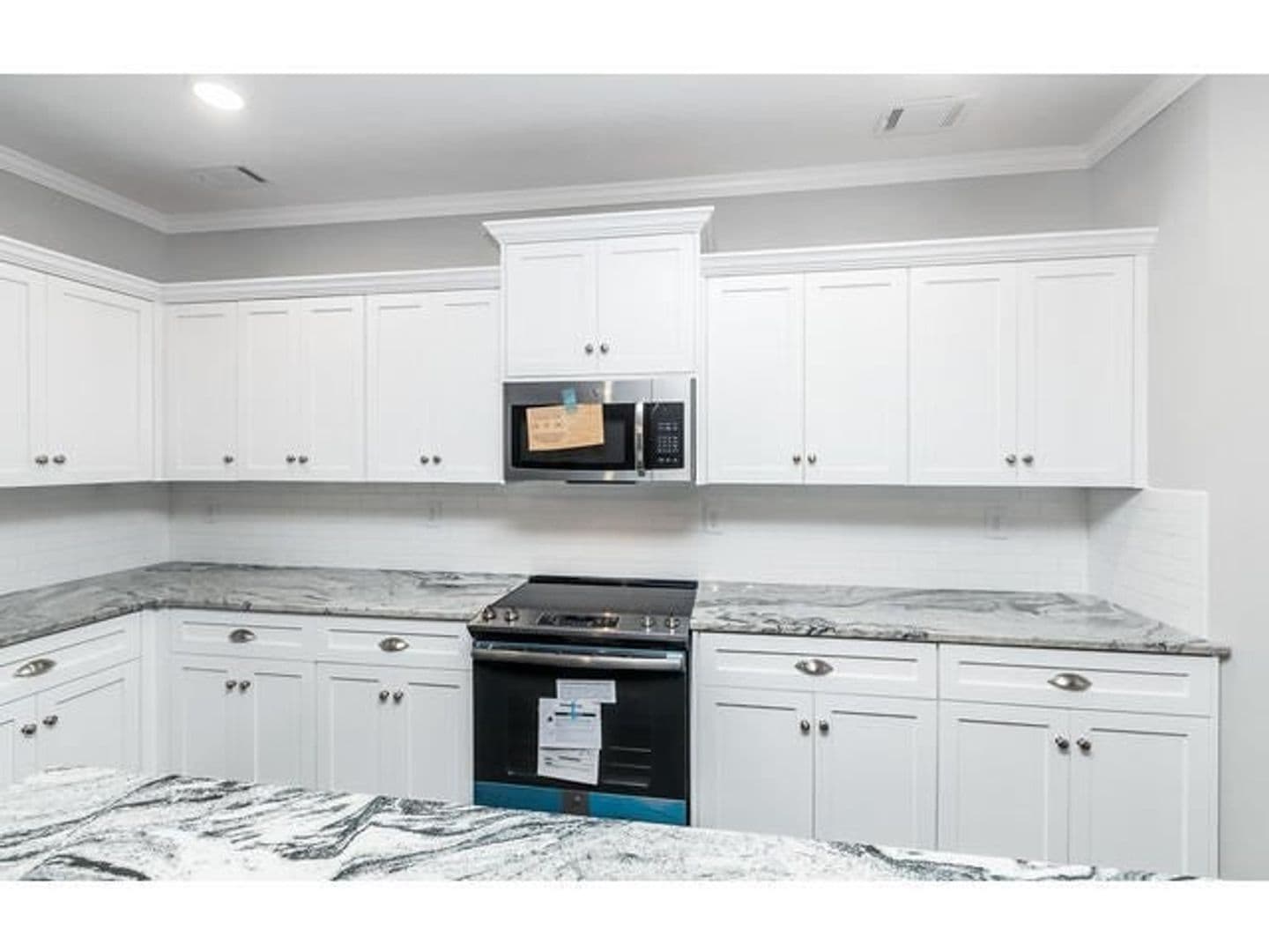 Evans House: 210 Palisade Ridge