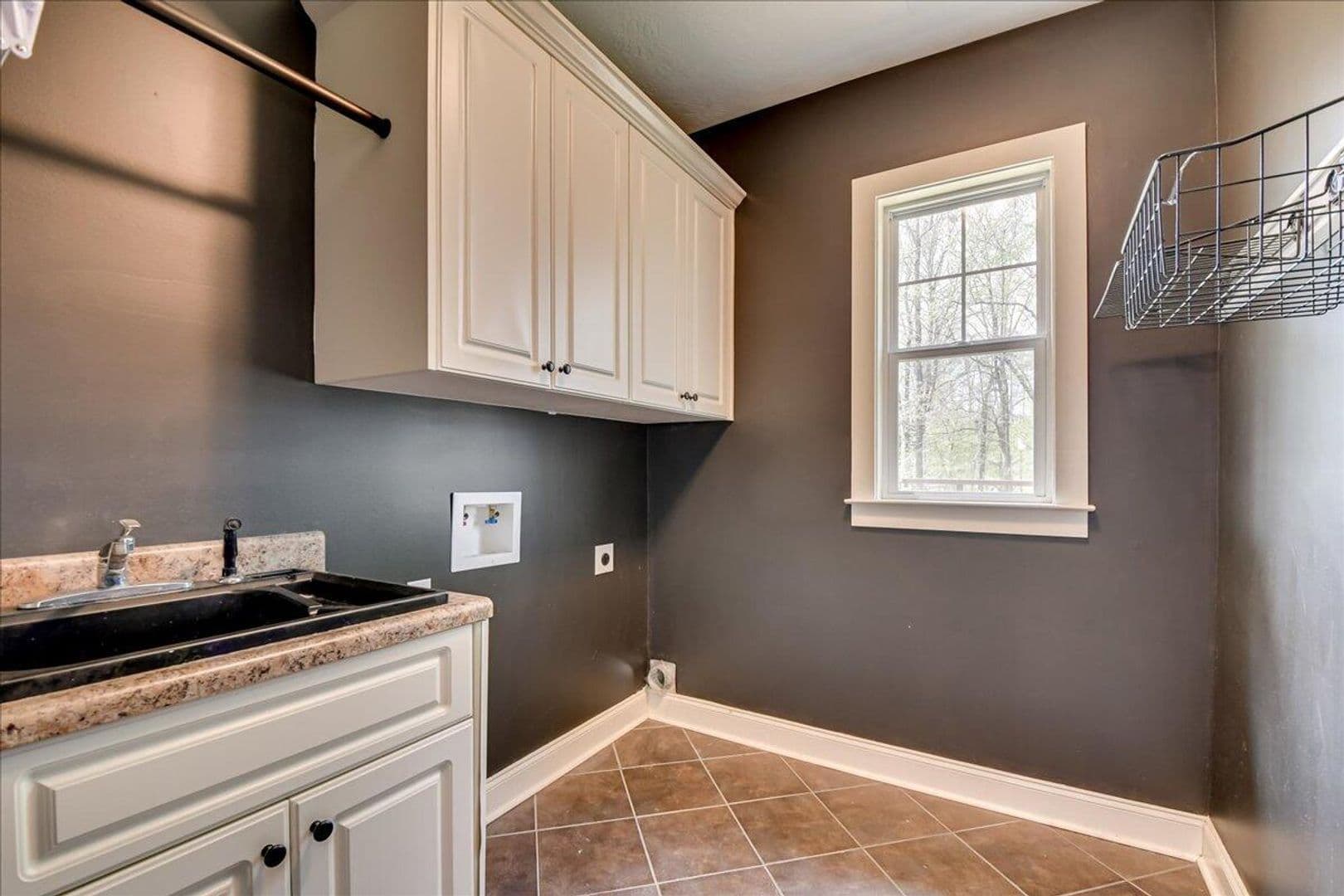 Grovetown House: 208 Havelock Drive