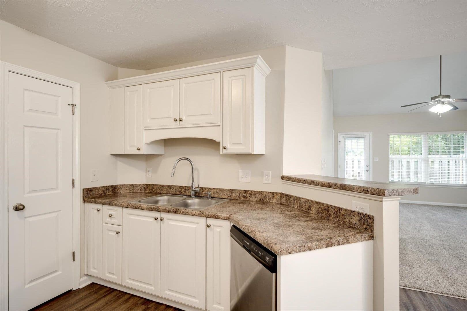 Grovetown House: 2205 Jasmine Way