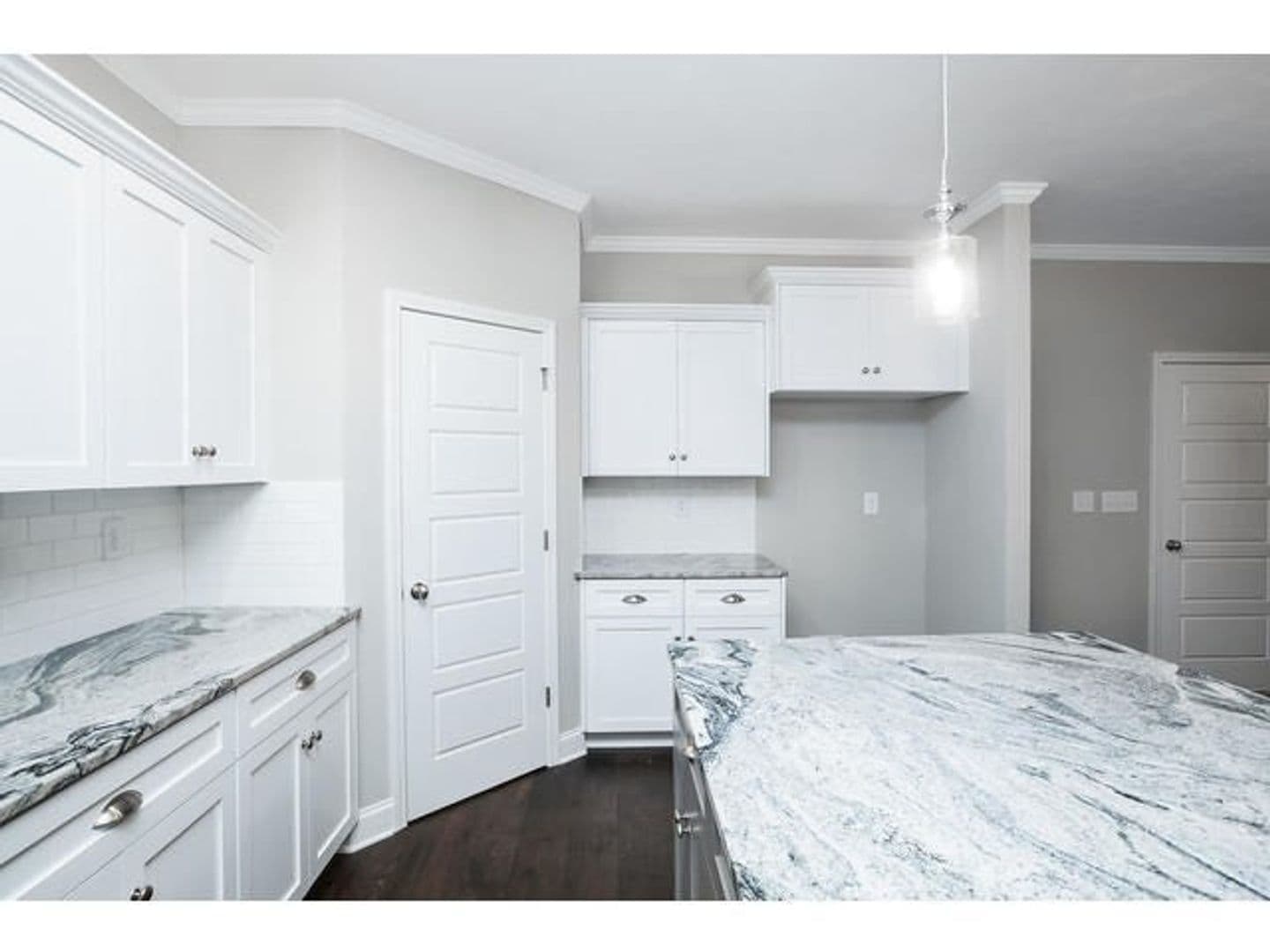 Evans House: 210 Palisade Ridge
