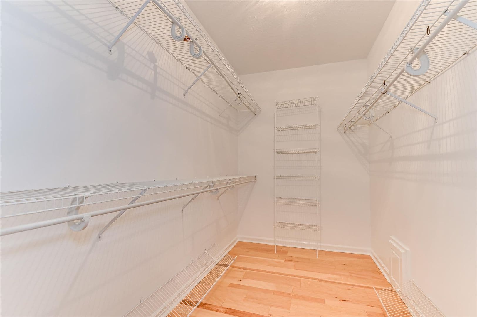 Evans House: 1338 Shadow Oak Drive