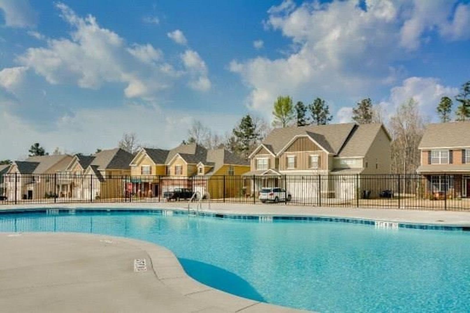 Groveotown House: 1554 Driftwood Lane