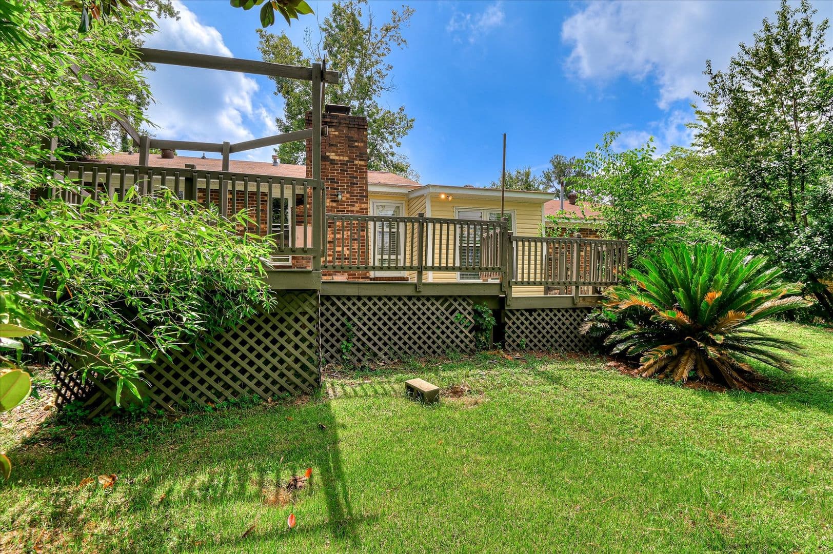 Martinez House: 230 Ronstadt Drive