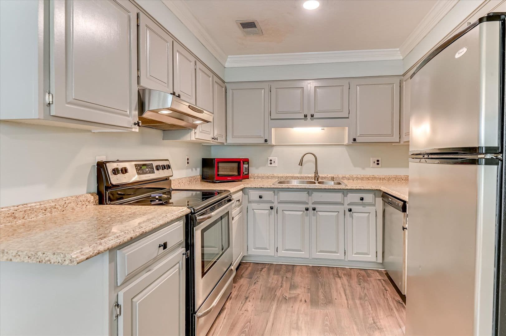 Martinez House: 230 Ronstadt Drive