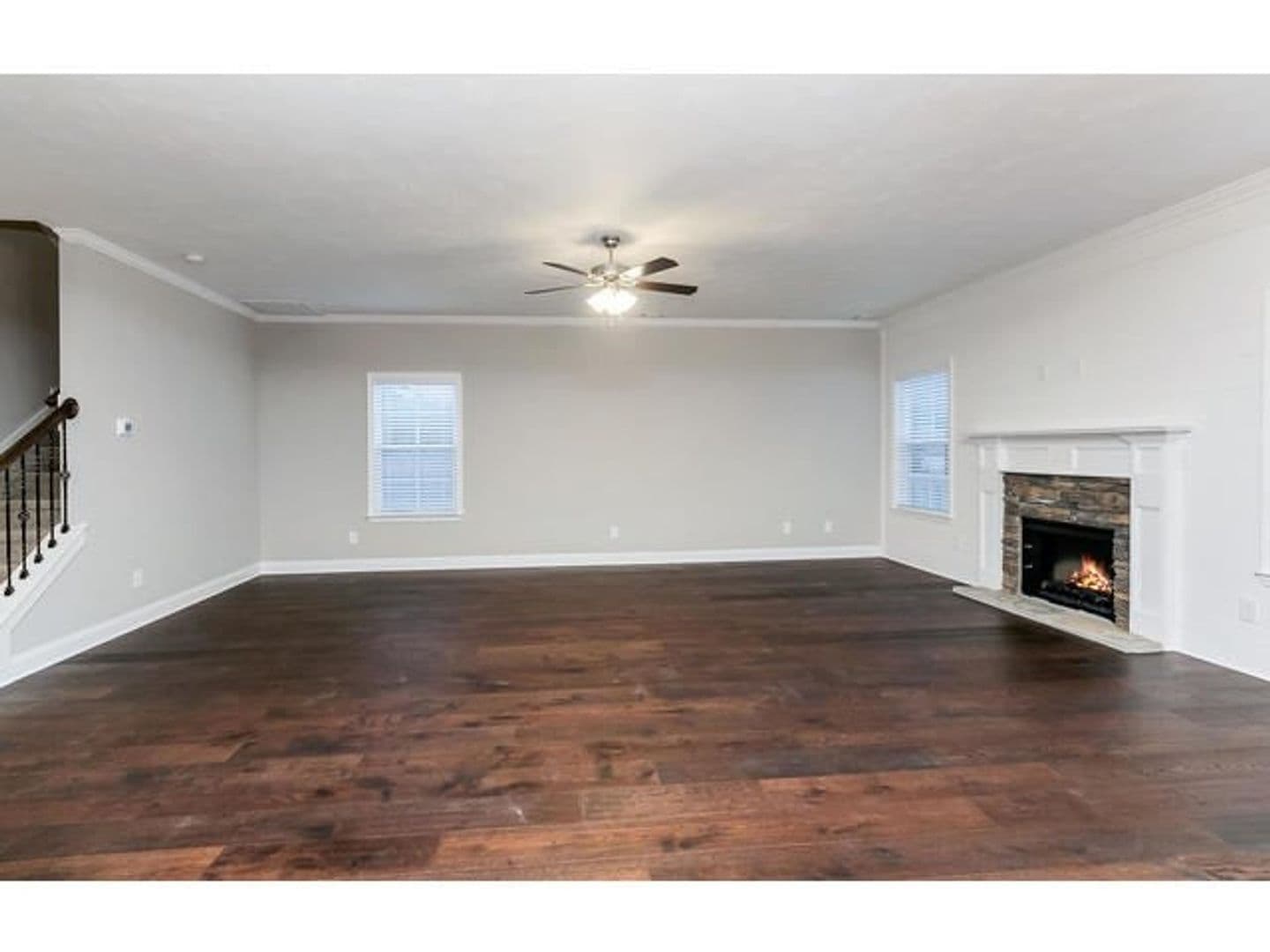 Evans House: 210 Palisade Ridge