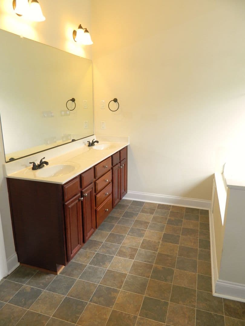 Grovetown House: 9515 Berwick Court