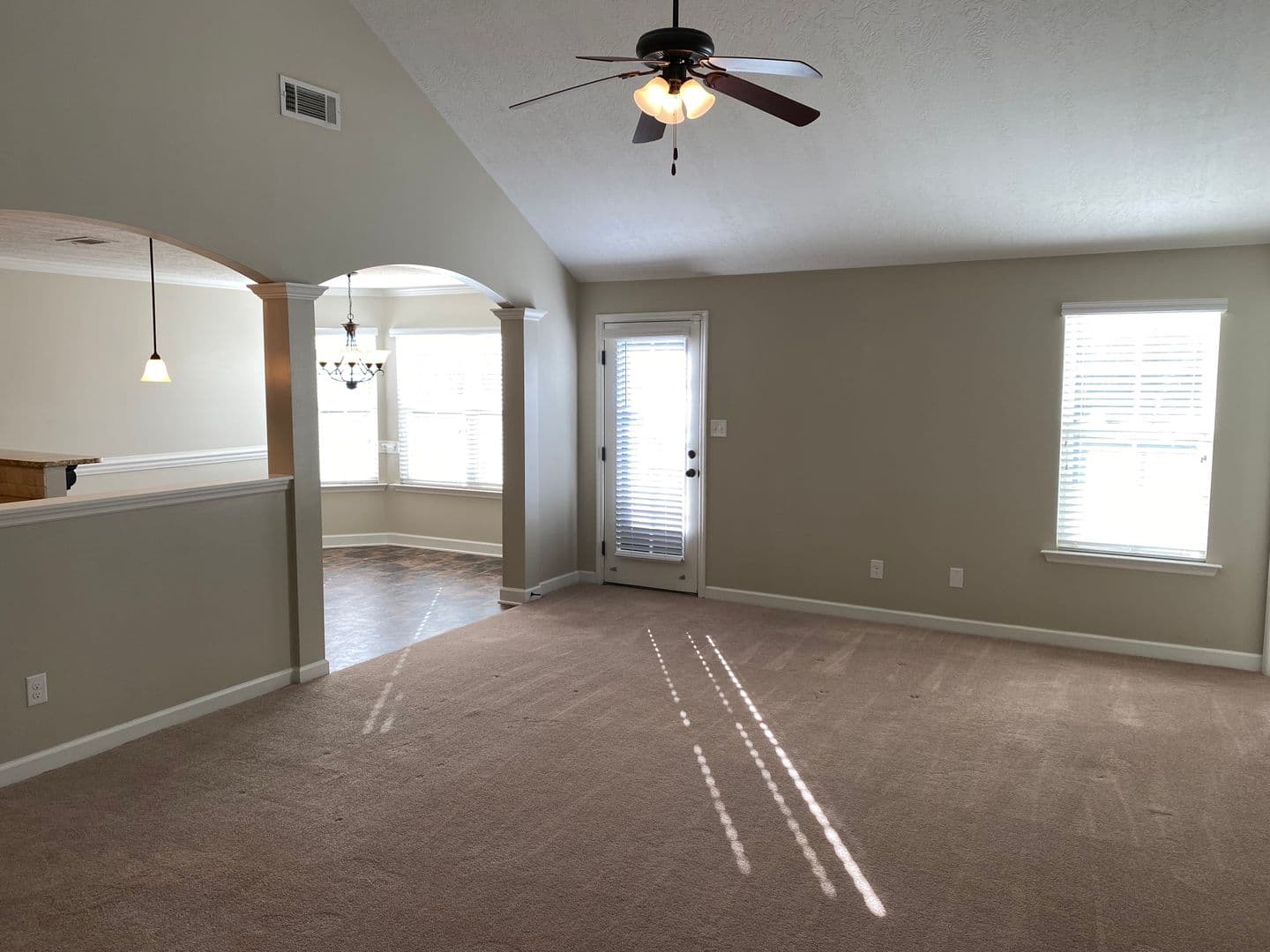 Augusta House: 2022 Hatton Ct