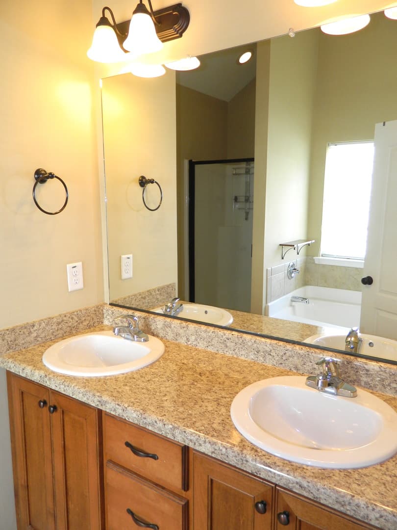 Augusta House: 810 O'sheilds Court