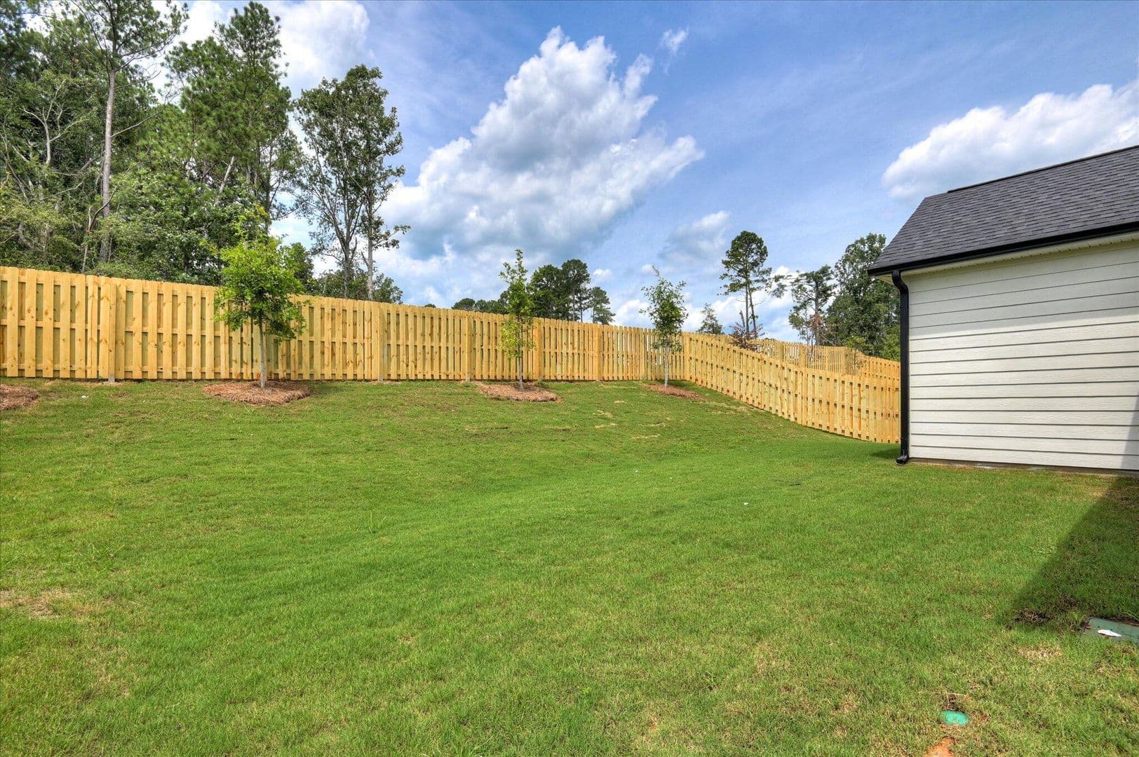 Evans House: 136 Tanager Lane