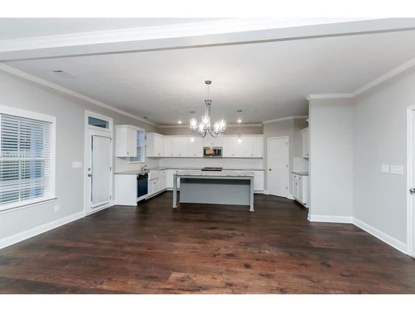 Evans House: 210 Palisade Ridge