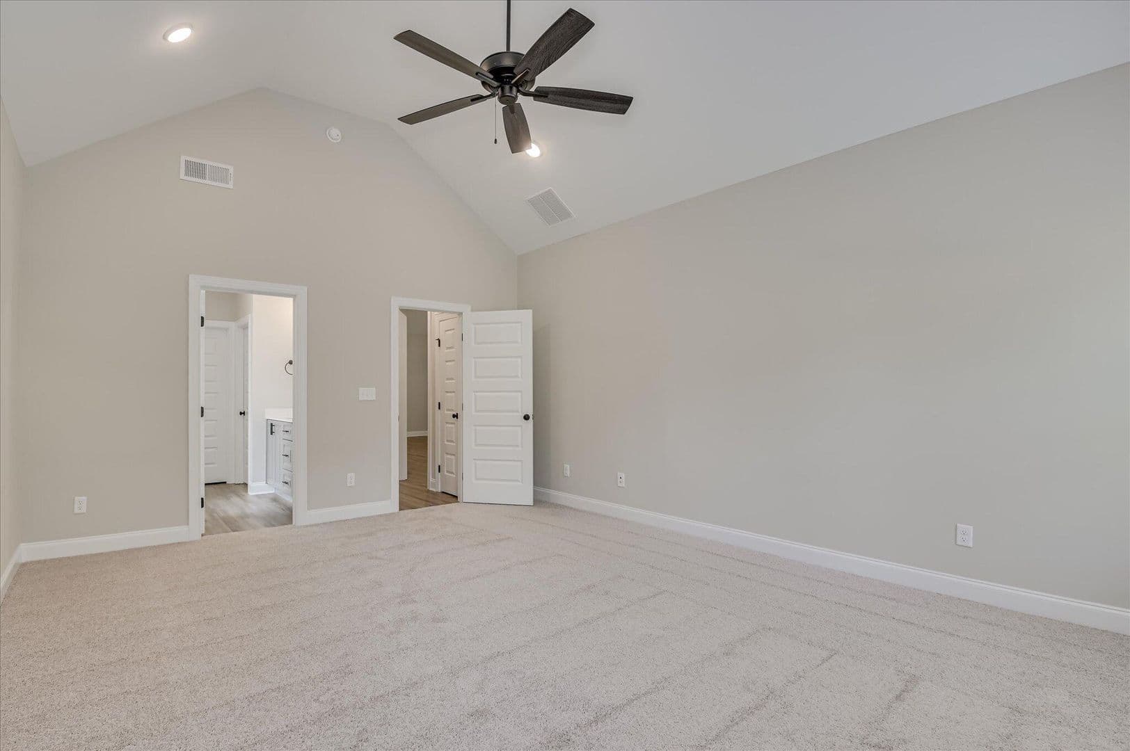 Evans House: 136 Tanager Lane