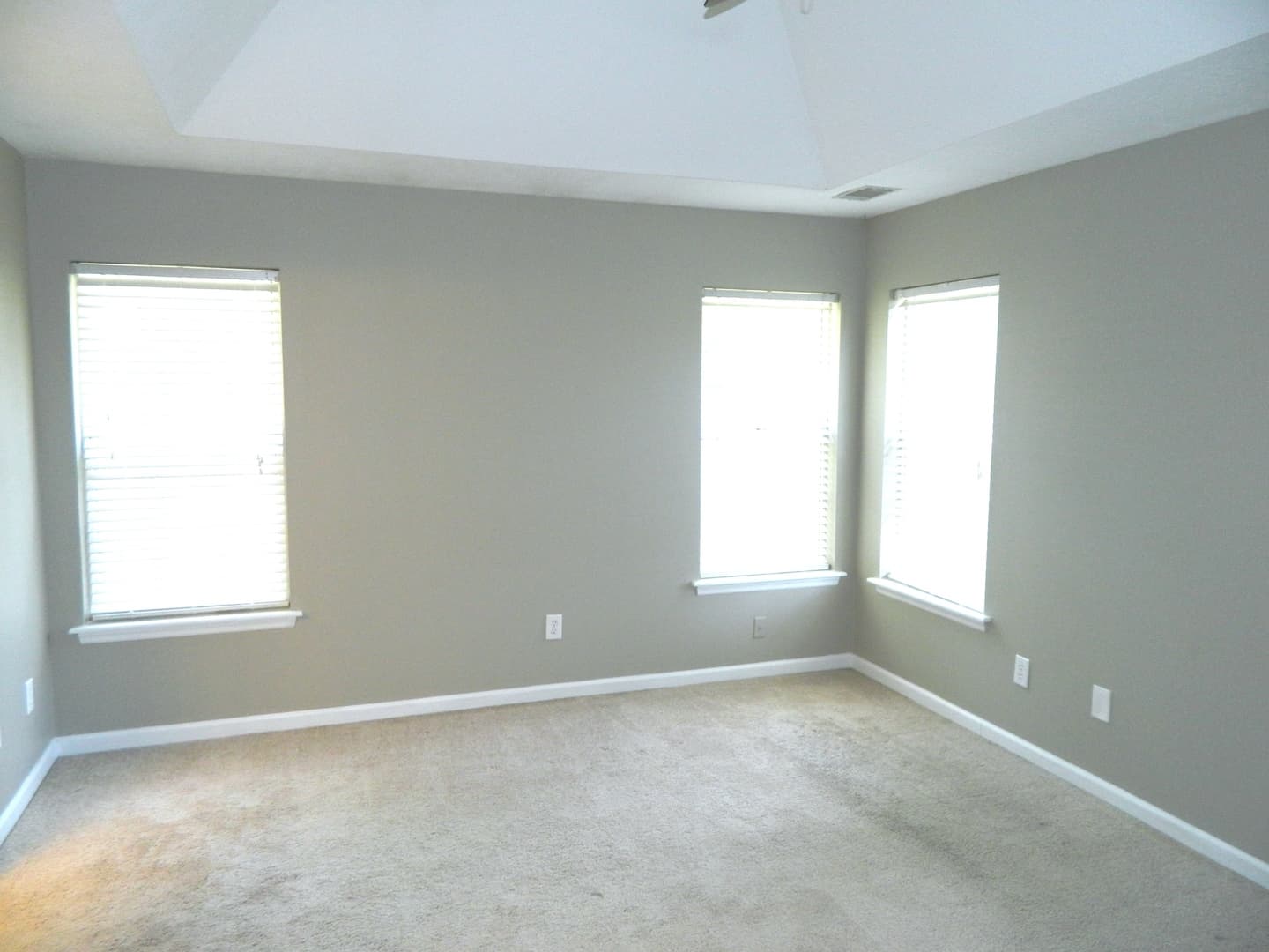 Evans House: 4155 Hound Ct