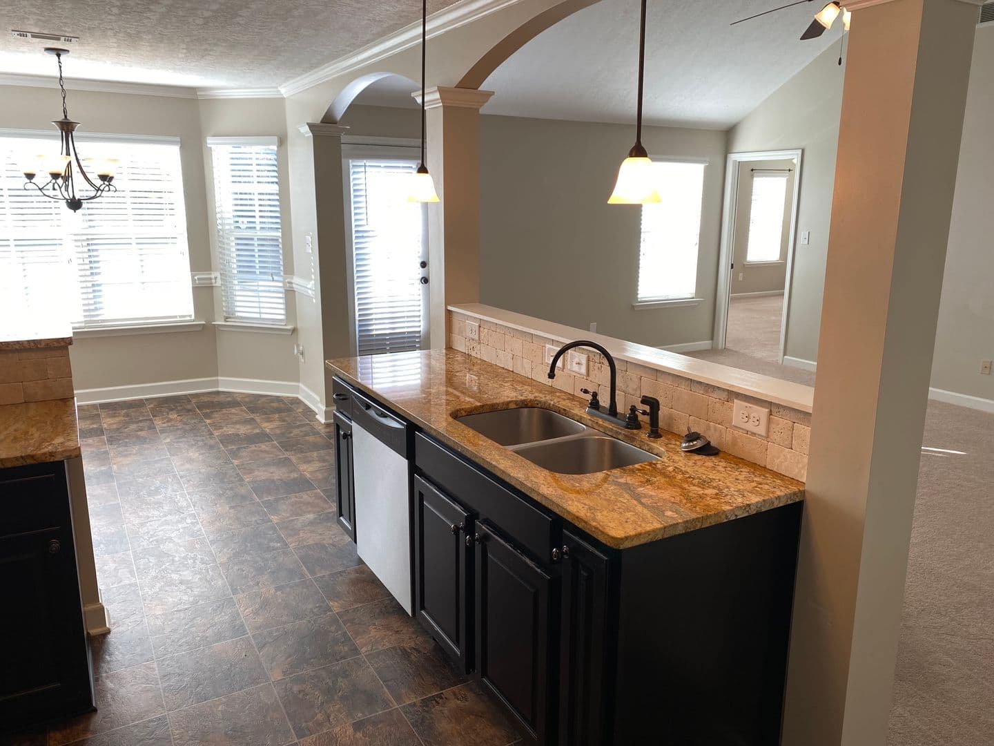 Augusta House: 2022 Hatton Ct