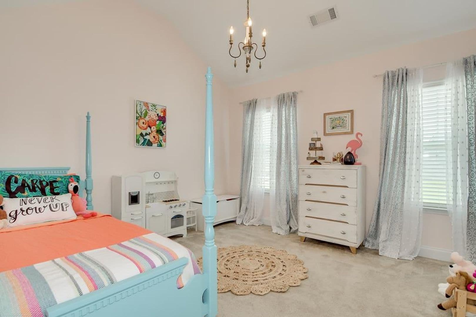 Groveotown House: 1554 Driftwood Lane