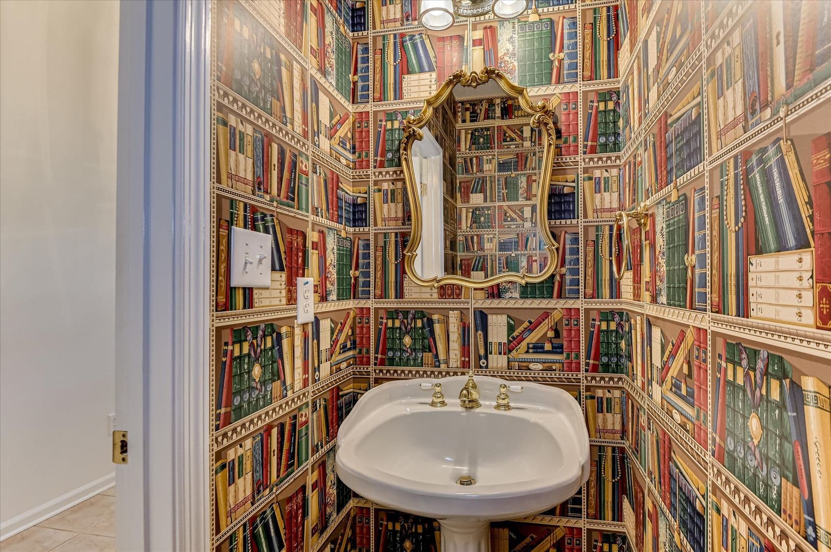 Evans House: 1338 Shadow Oak Drive