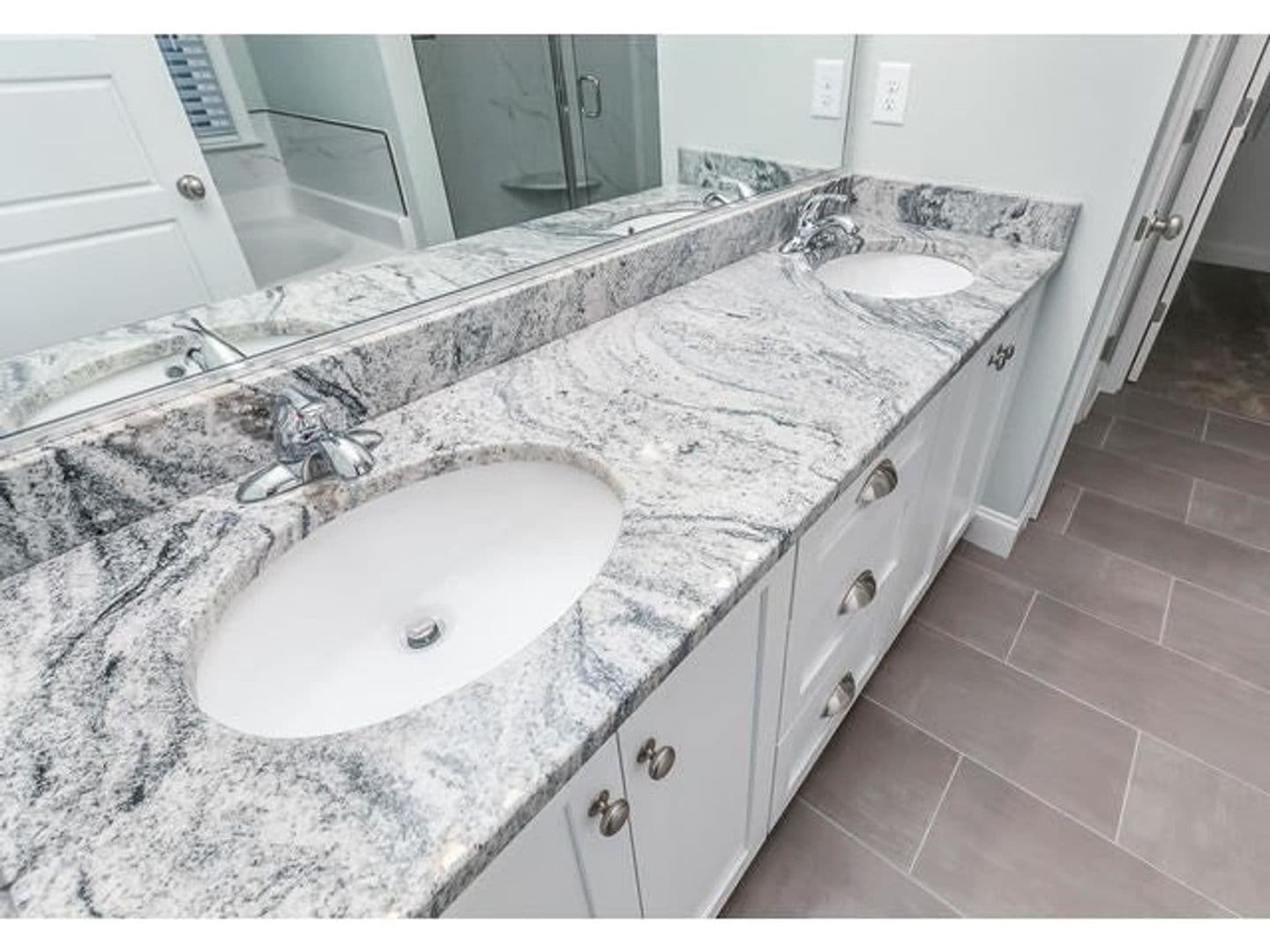 Evans House: 210 Palisade Ridge