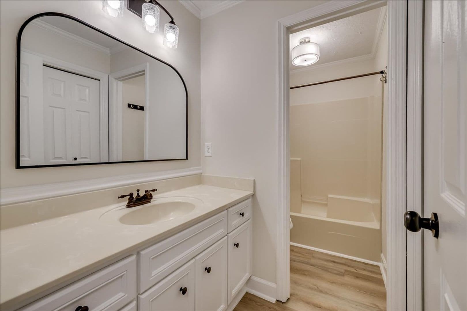 Evans House: 602 Barberry Ct