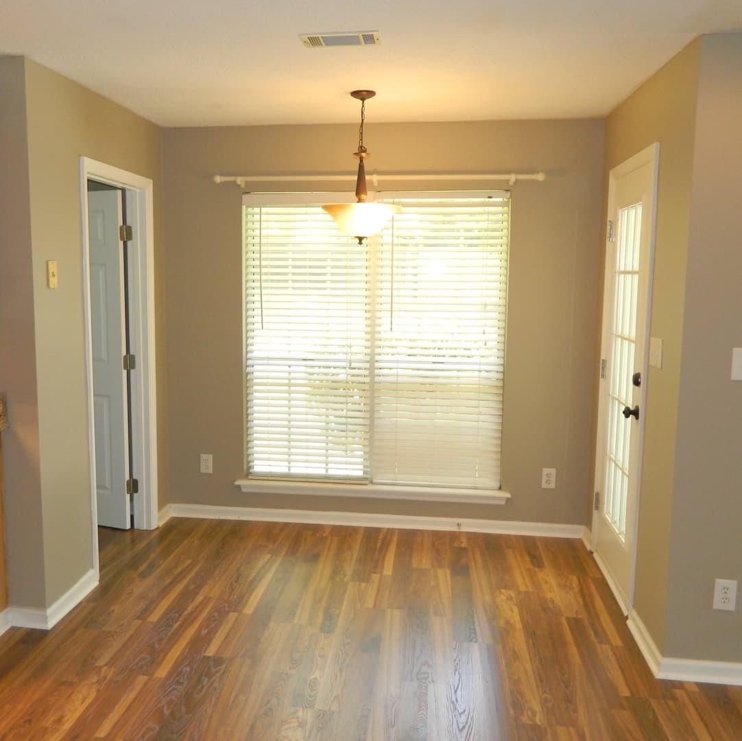 Evans House: 4155 Hound Ct