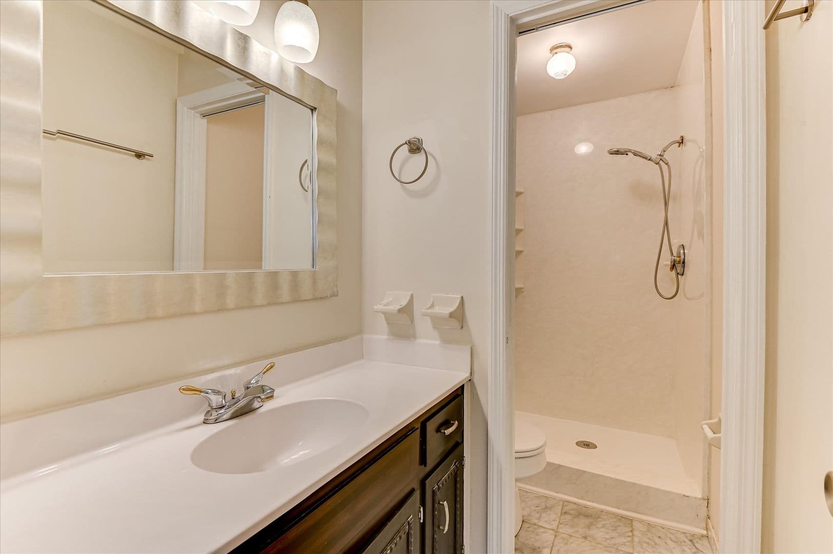 Martinez House: 230 Ronstadt Drive
