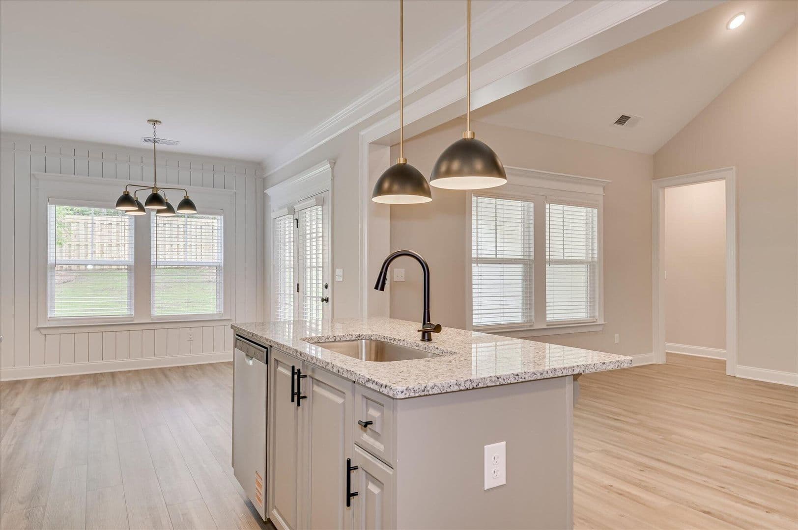 Evans House: 136 Tanager Lane