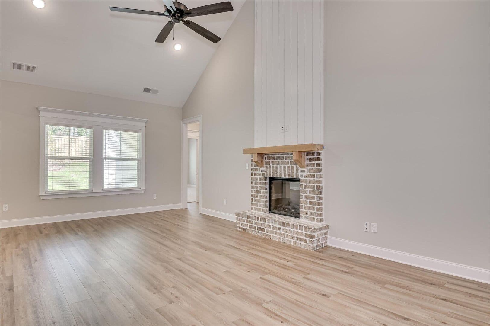 Evans House: 136 Tanager Lane