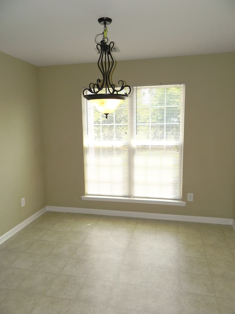 Augusta House: 810 O'sheilds Court